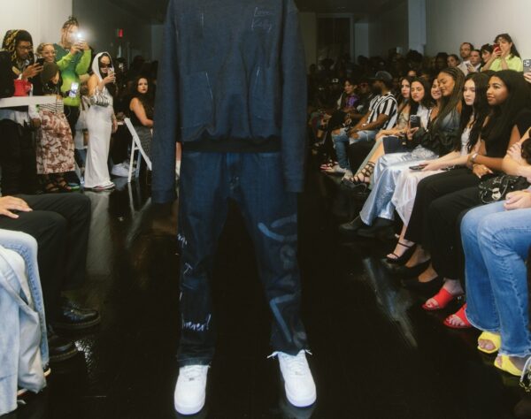 "DEAR LOVE, SHOULD I WAIT FOREVER?" EMBROIDERED JEANS / NYFW SZN 1 / COLLECTION 1 - Image 2